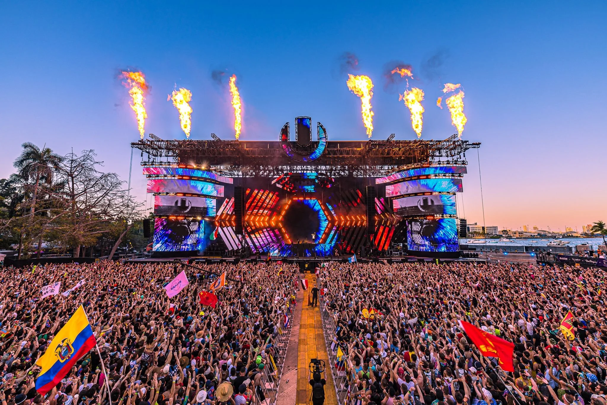 Tiësto Live